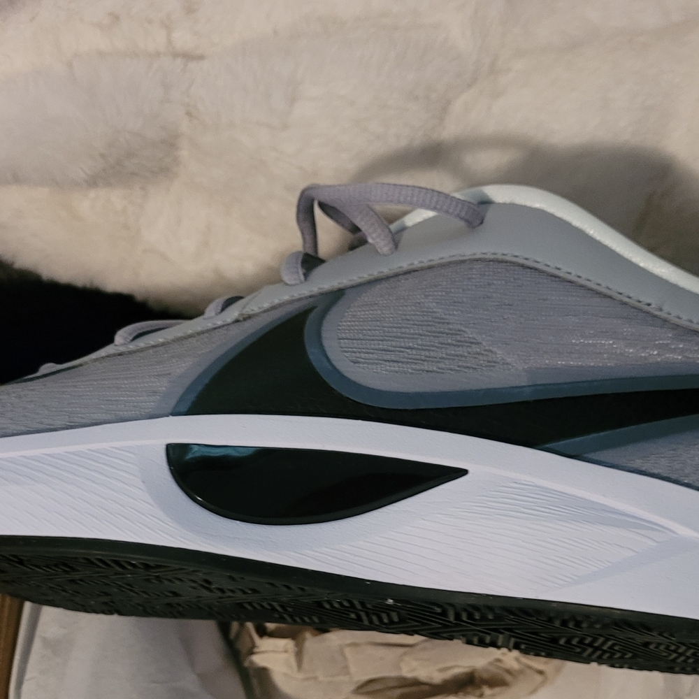Nike Giannis Freak - Picture 3 of 5